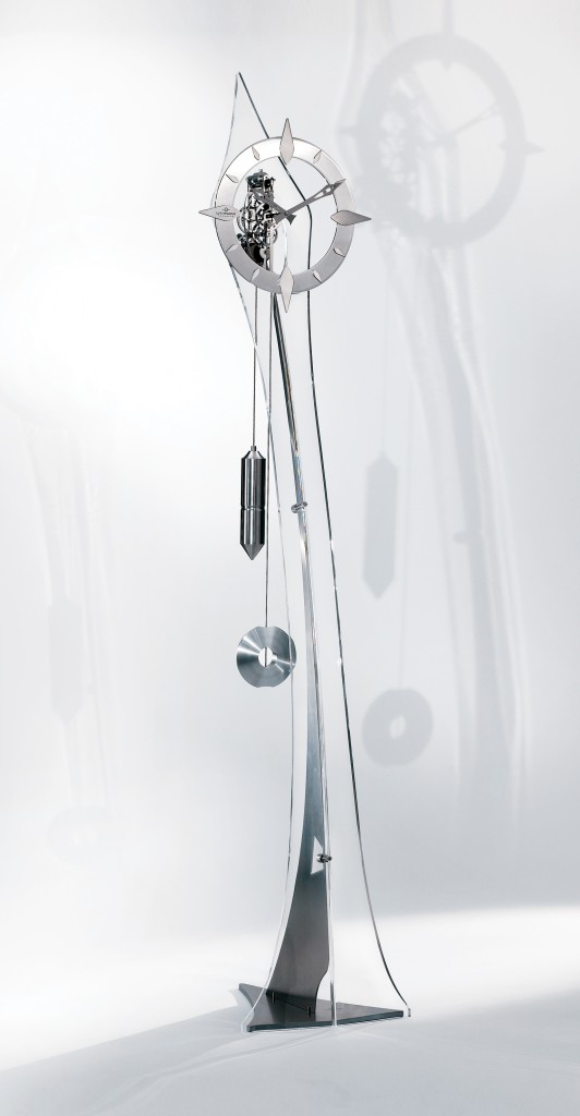 Horloges comtoises contemporaines design moderne utinam besançon philippe lebru Hortence Transparente verre acrylique