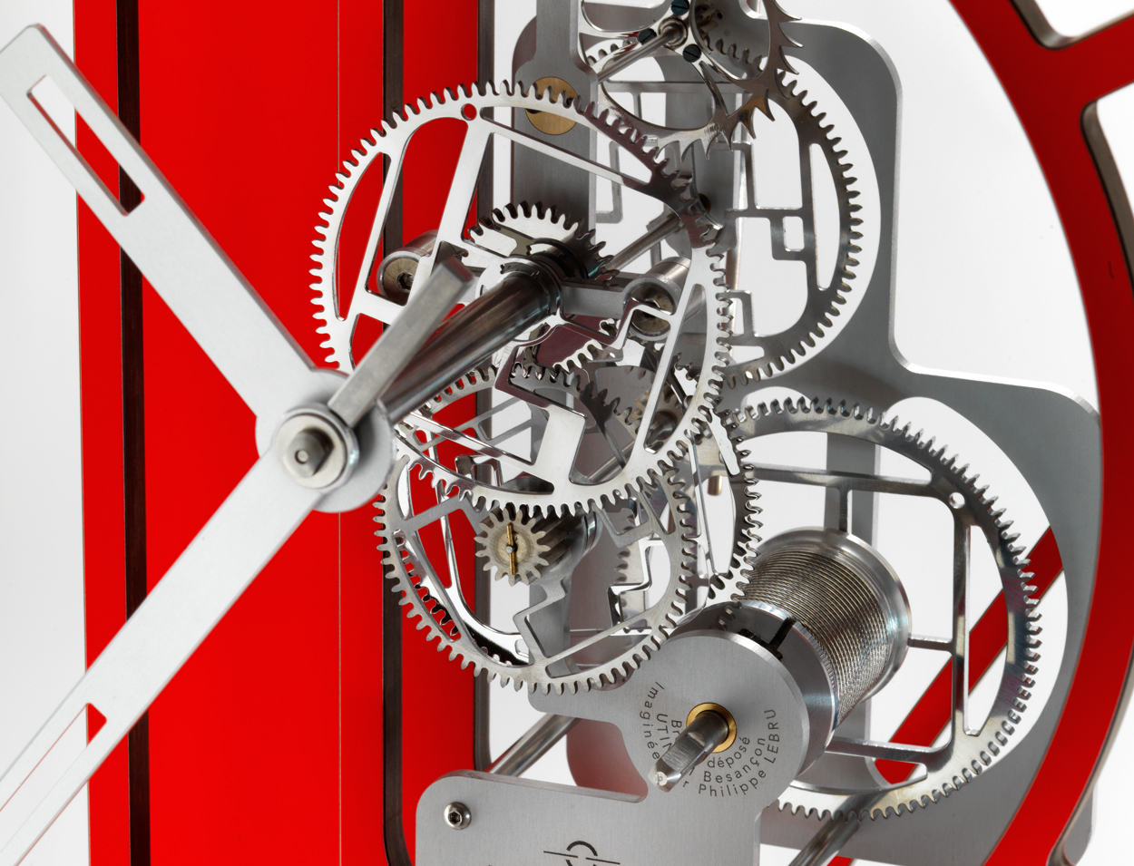 mouvement mécanisme horloge comtoise design moderne utinam besançon