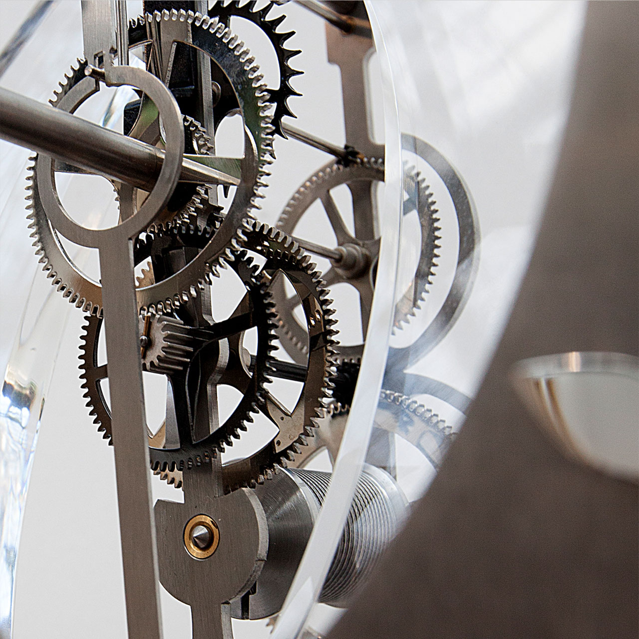 horloge comtoise contemporaine design moderne mouvementhortence1