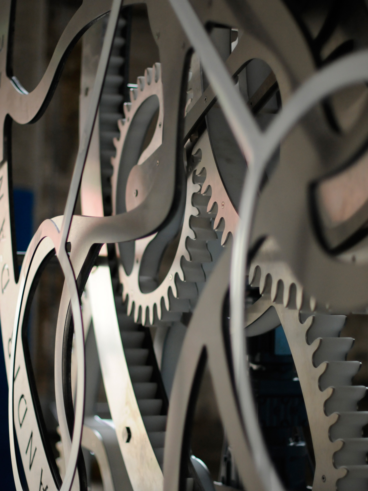 horloge monumentale aoyama besançon utinam philippe lebru tokyo-droite1